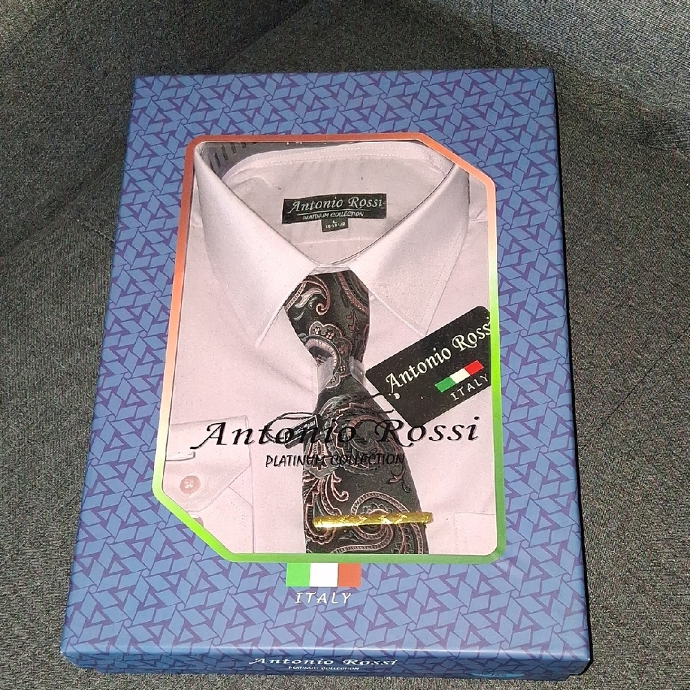 Men's Pink Dress Shirt with Paisley Tie